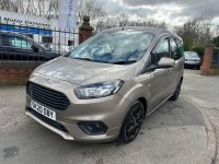 FORD TOURNEO