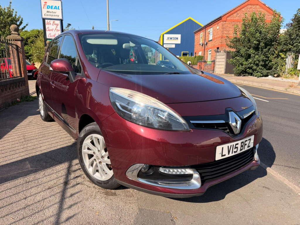 2015 Renault Scenic